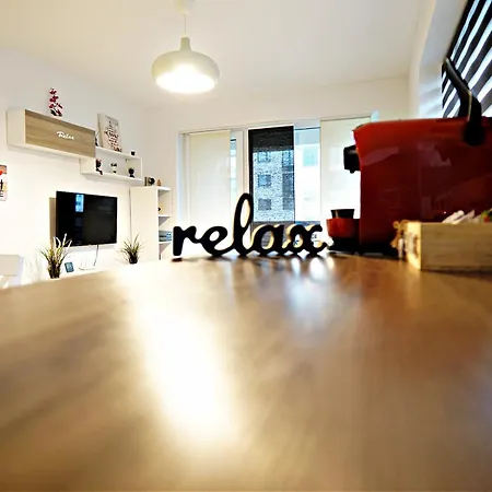 Apartment Relaxing Coresi Place